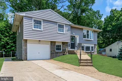 224 Stephen Dr, Cinnaminson, NJ 08077 photo 3