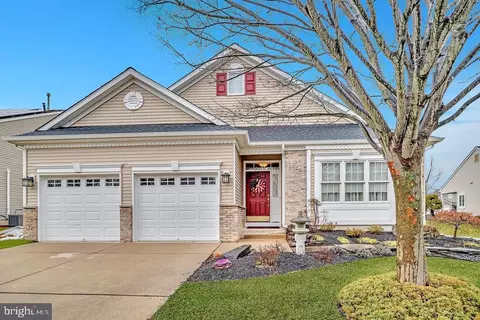 31 Challander Way, Bordentown, NJ 08505