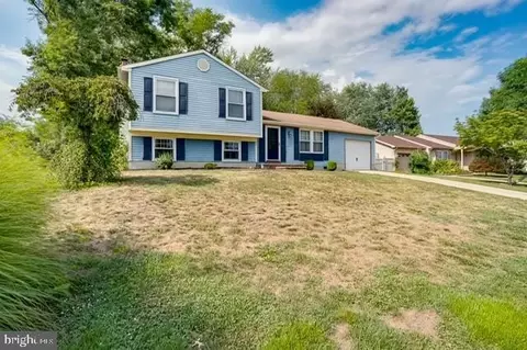 24 Kingsley Ave, Marlton, NJ 08053
