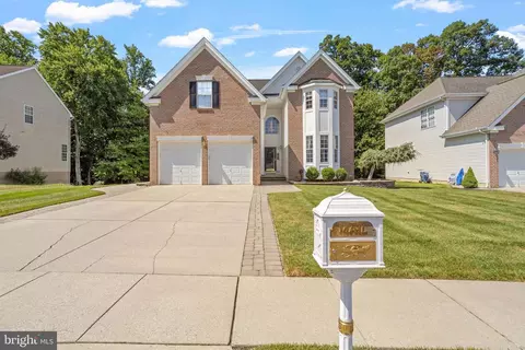 9 Liberty Trl, Delran, NJ 08075