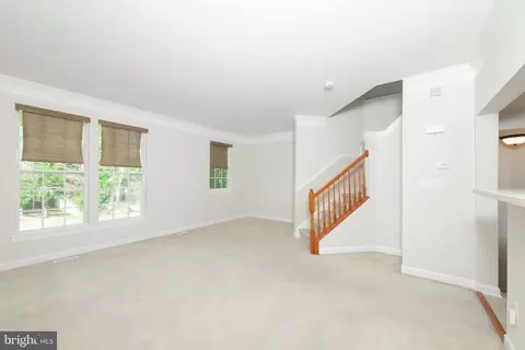 Living - 2 Eagle Ln, Delanco, NJ 08075 photo 4 of 6