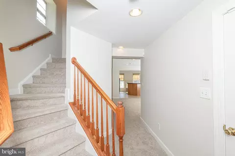 Entry Way - 2 Eagle Ln, Delanco, NJ 08075 photo 1 of 4