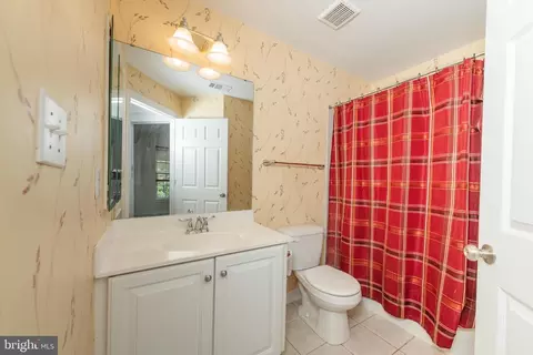 Bath - 2 Eagle Ln, Delanco, NJ 08075 photo 4 of 4