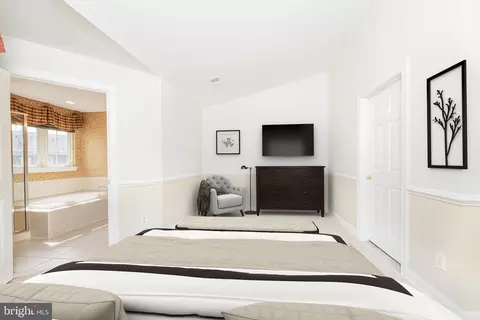 Bedroom - 2 Eagle Ln, Delanco, NJ 08075 photo 1 of 3