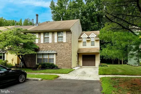 33 Wentwood Ct, Medford, NJ 08055