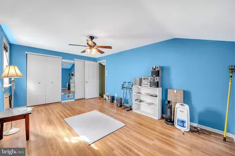 Bedroom - 709 Willow Dr, Cinnaminson, NJ 08077 photo 1 of 6