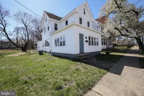 140 Washington St, Mount Holly, NJ 08060