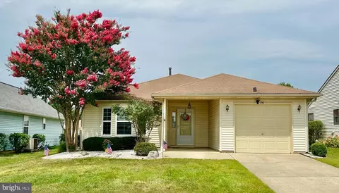 26 Cottage Ln W, Columbus, NJ 08022