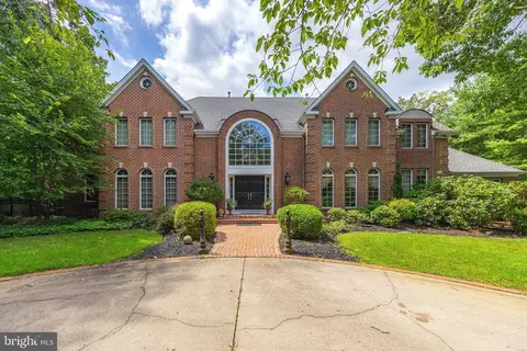 6 Tyler Ct, Medford, NJ 08055
