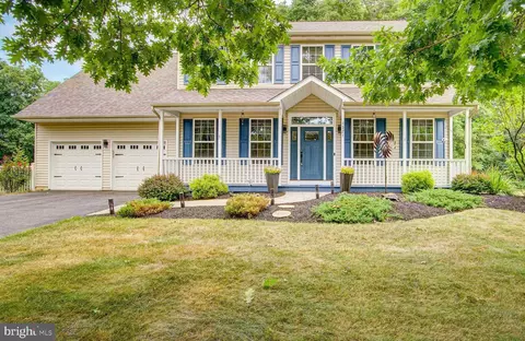 1321 Maple Ave, Roebling, NJ 08554