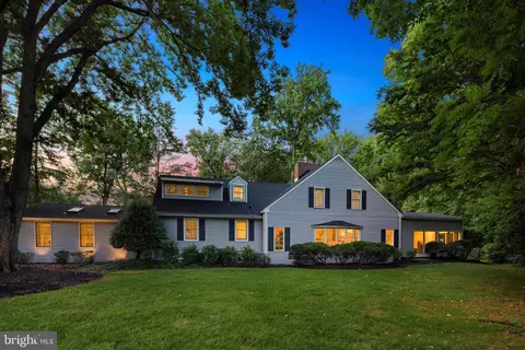 711 Lippincott Ave, Moorestown, NJ 08057