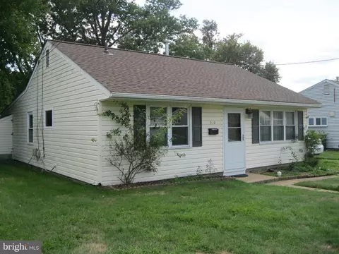 Exterior - 310 Mildred Ave, Maple Shade, NJ 08052 photo 3 of 4