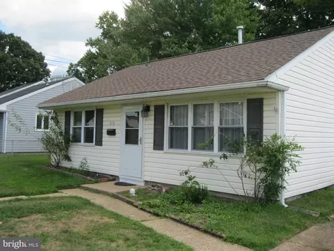 Exterior - 310 Mildred Ave, Maple Shade, NJ 08052 photo 2 of 4
