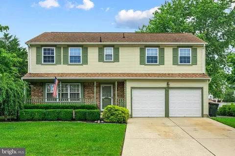 36 Village Dr, Lumberton, NJ 08048