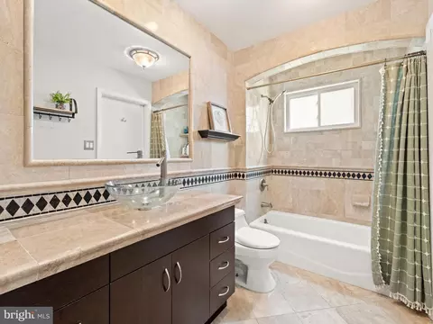 26 Hornsby Dr, Marlton, NJ 08053 photo 18