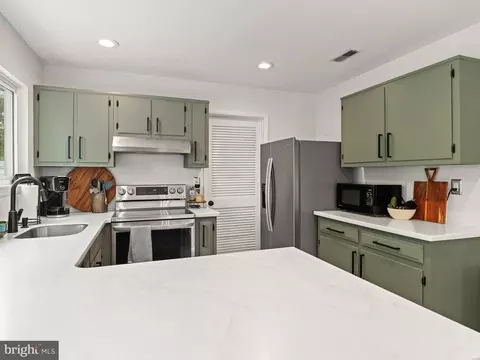 26 Hornsby Dr, Marlton, NJ 08053 photo 13