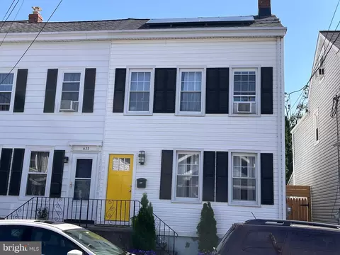 435 Willow St, Bordentown, NJ 08505