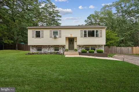60 Summit Dr, Tabernacle, NJ 08088