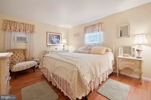 Bedroom - 60 Summit Dr, Tabernacle, NJ 08088 photo 1 of 2