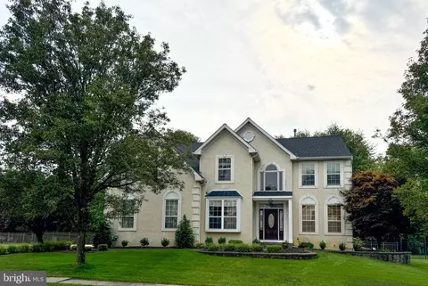 26 Goldspire Ln, Burlington, NJ 08016