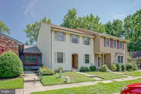 2 Norwood Ct, Medford, NJ 08055