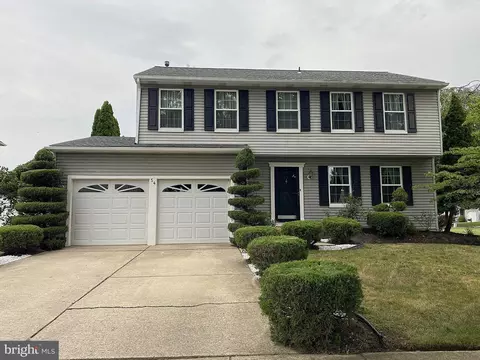 54 Tenby Ln, Marlton, NJ 08053