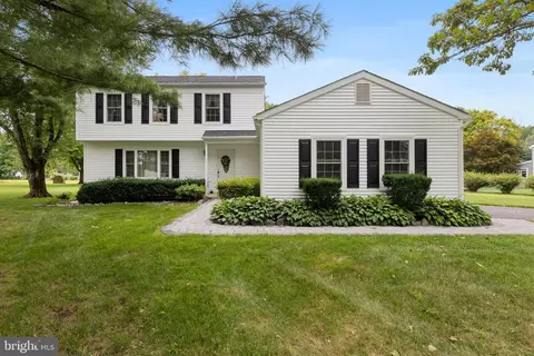 55 Millstone Dr, Shamong, NJ 08088