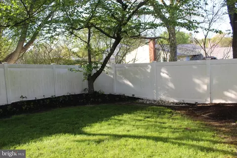 25 Knightswood Dr, Marlton, NJ 08053 photo 28