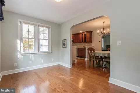 Entry Way - 450 E Main St, Moorestown, NJ 08057 photo 3 of 4