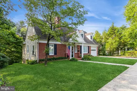 Exterior - 450 E Main St, Moorestown, NJ 08057 photo 2 of 10