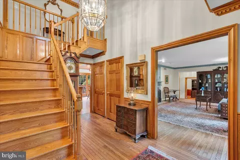 Entry Way - 3 Eagles Mere Ln, Tabernacle, NJ 08088 photo 3 of 9