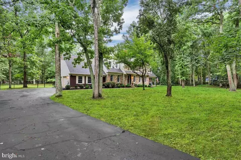 Exterior - 3 Eagles Mere Ln, Tabernacle, NJ 08088 photo 7 of 15