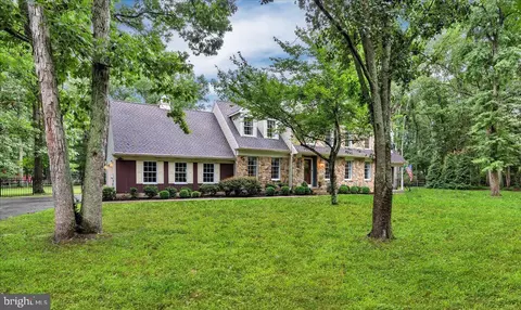 Exterior - 3 Eagles Mere Ln, Tabernacle, NJ 08088 photo 2 of 15
