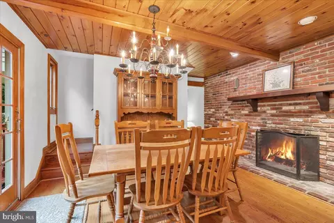 Dining - 3 Eagles Mere Ln, Tabernacle, NJ 08088 photo 3 of 5