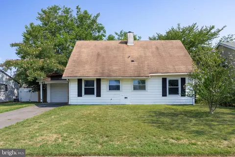 43 Belmont Ln, Willingboro, NJ 08046