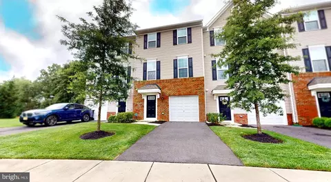 196 Nathan Dr, Cinnaminson, NJ 08077