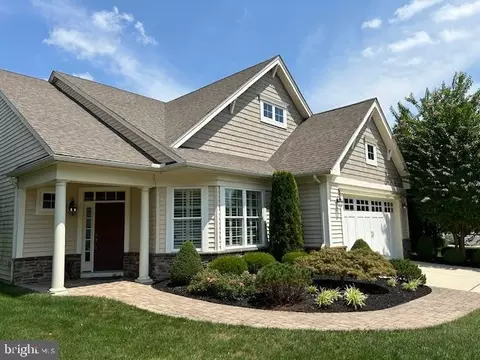 24 Harlow Cir, Medford, NJ 08055