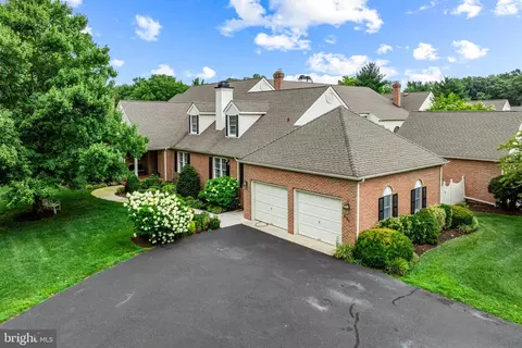 431 Mallard Ln, Moorestown, NJ 08057