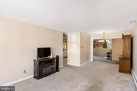 16 Rose Ave, Maple Shade, NJ 08052 photo 6