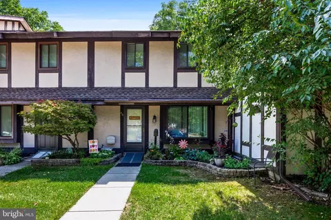 40 Blue Spruce Ct, Lumberton, NJ 08048