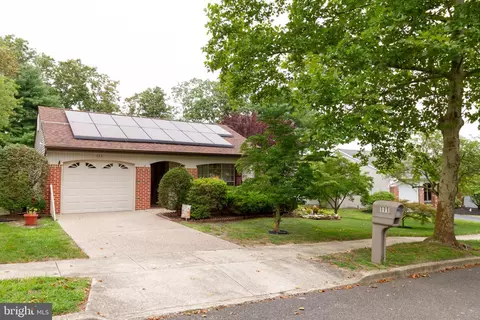111 Gramercy Pl, Southampton, NJ 08088