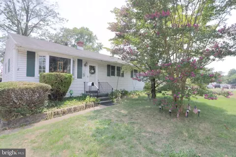 506 W Charles St, Palmyra, NJ 08065