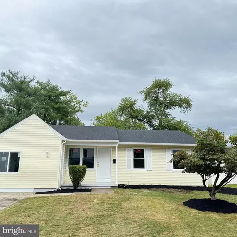 41 Sandal Ln, Willingboro, NJ 08046