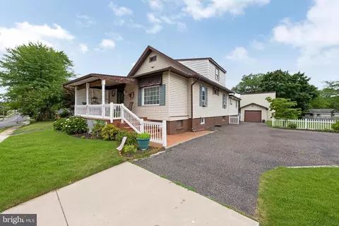 115 S Coles Ave, Maple Shade, NJ 08052