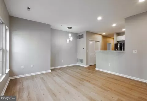 Living - 5 Turtle Ct, Delanco, NJ 08075 photo 3 of 3