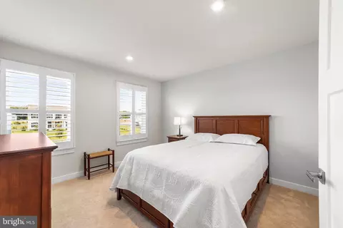 Bedroom - 11 Grande Blvd, Tabernacle, NJ 08088 photo 5 of 7