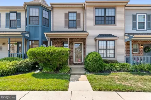 130 Crown Prince Dr, Marlton, NJ 08053