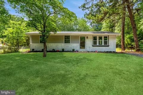 63 Palmetto Ave, Browns Mills, NJ 08015