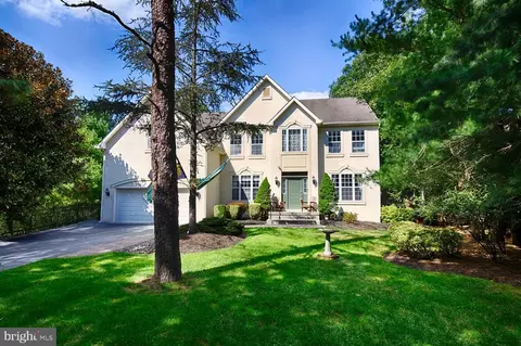 3 Blue Heron Ct, Medford, NJ 08055