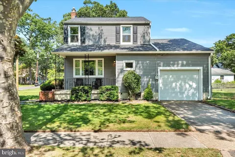 708 Walnut St, Palmyra, NJ 08065